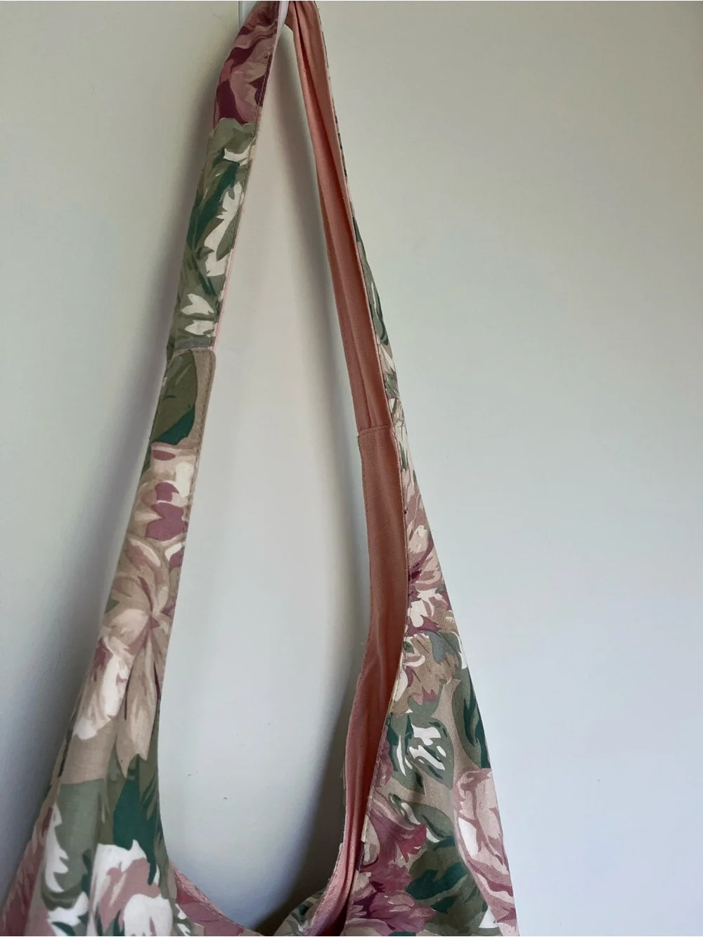 Romantic Vintage Cabbage Rose Print Hobo Bag Slouchy Boho ~ Sling Sac Bag